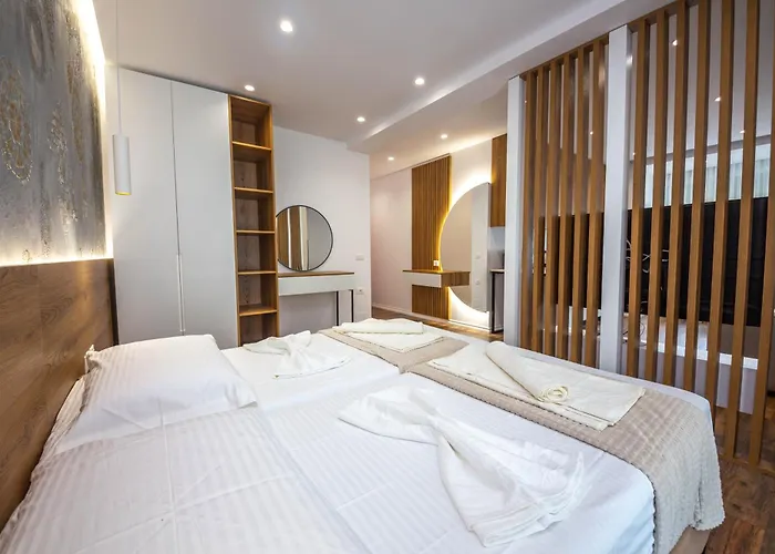 Downtown Boutique * Tirana