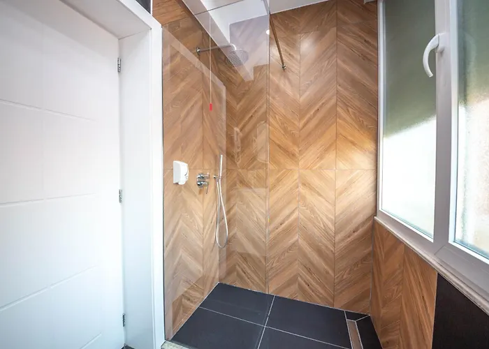 Downtown Boutique Apartmán Tirana