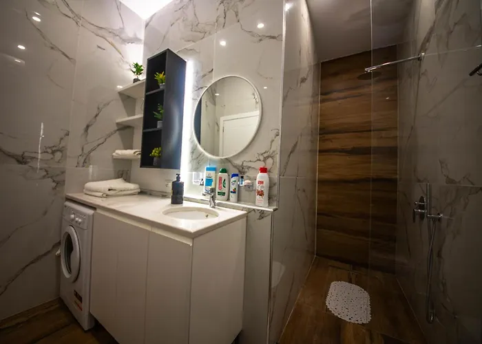 Downtown Boutique Apartmán Tirana