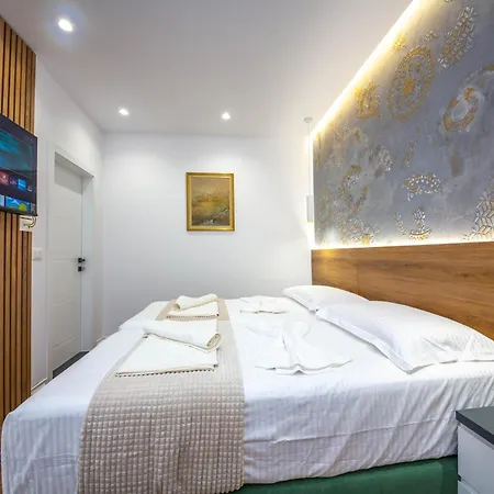 Downtown Boutique Apartament *