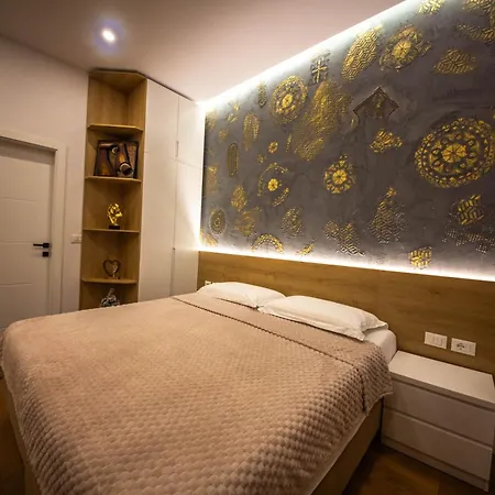 Downtown Boutique * Tirana