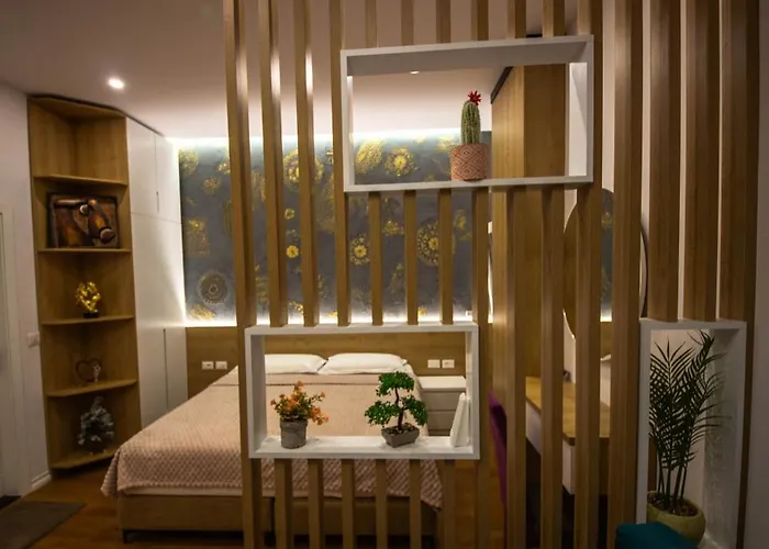 Downtown Boutique Τίρανα